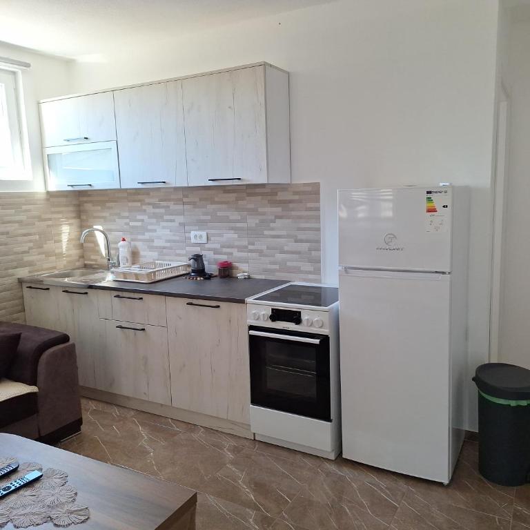 Apartman Andjela - One-Bedroom Apartment - 1