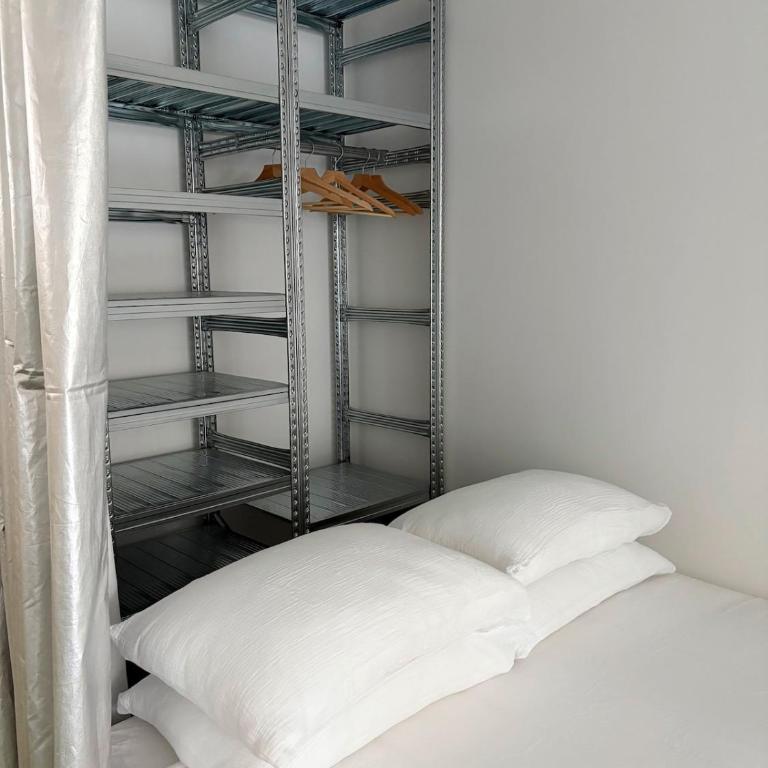 Designer studio in the heart of Uni quarter - Apartamento de 1 dormitorio - 2