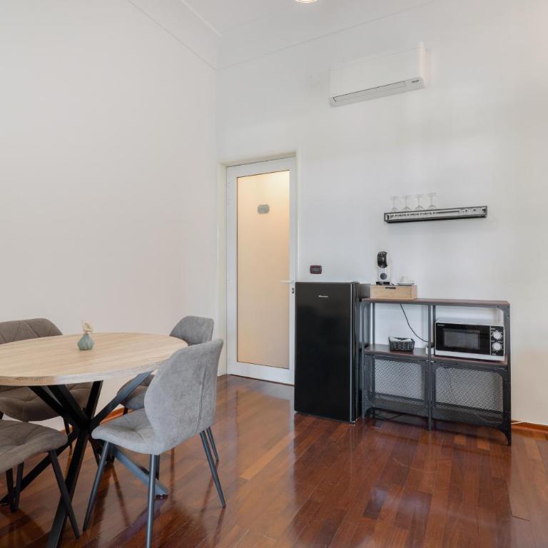 Kairos Rooms & Suite - Apartamento Superior de 1 dormitorio con balcón - 13