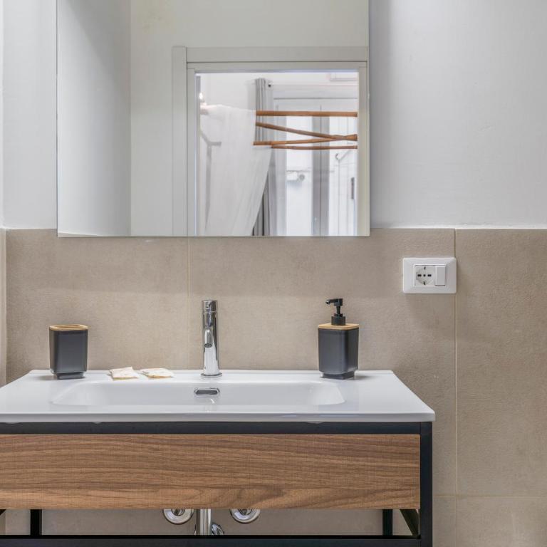 Kairos Rooms & Suite - Habitación Doble con ducha - 1 o 2 camas - 12