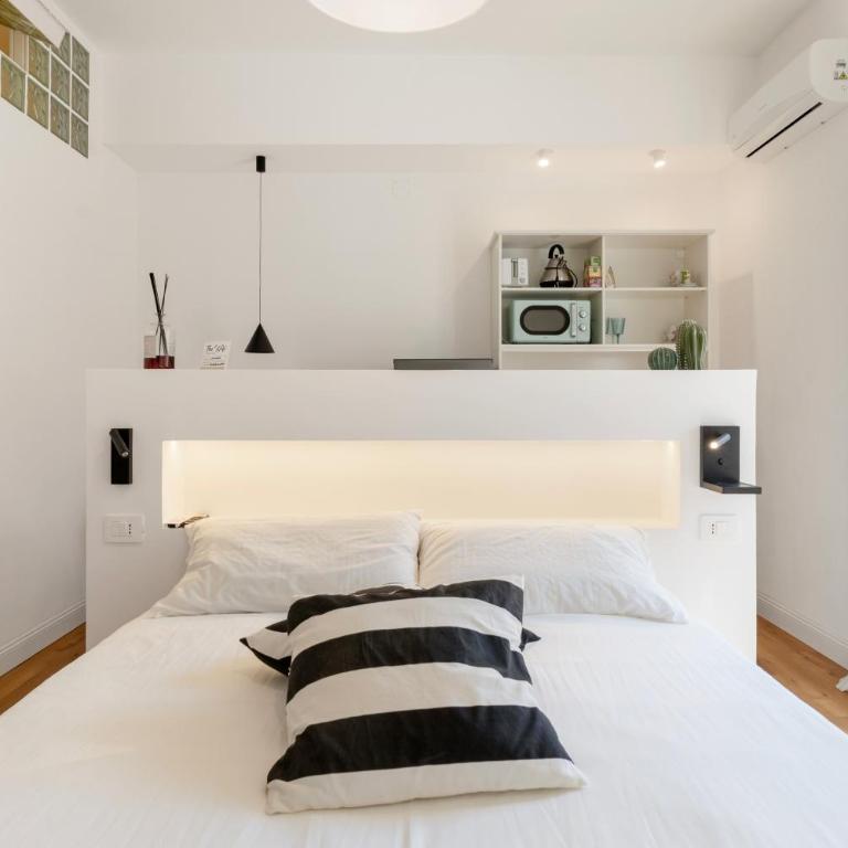 Lulahome - Appartamento Superior con 1 Camera da Letto e Balcone - 2