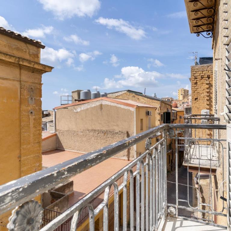 Lulahome - Appartamento Superior con 1 Camera da Letto e Balcone - 19