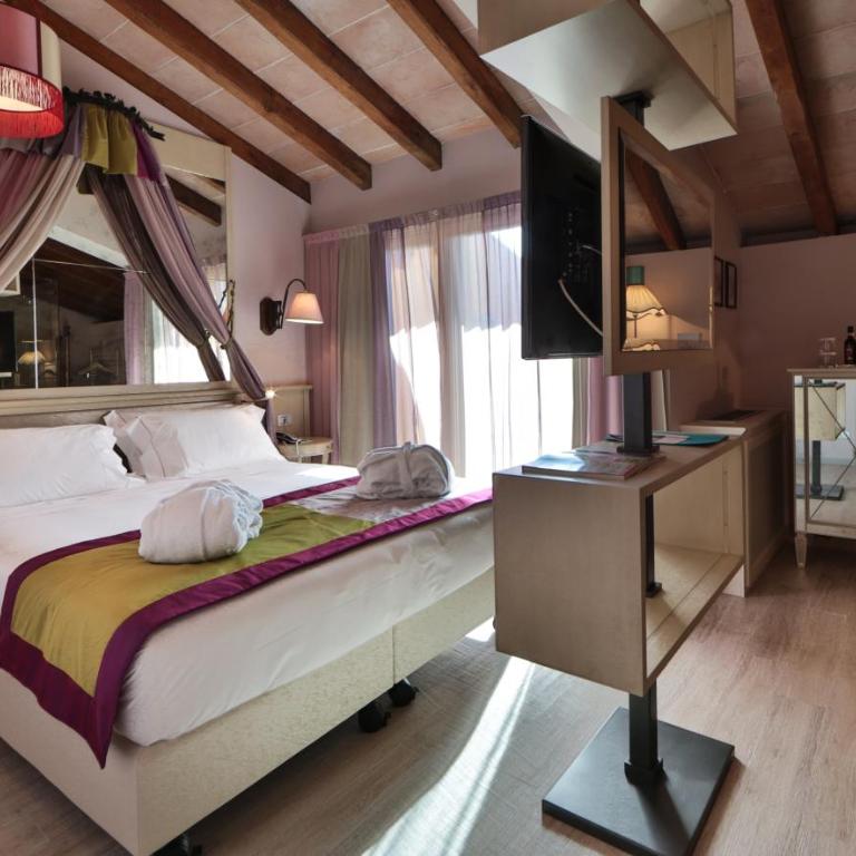 Ville Sull'Arno - Preferred Hotels & Resorts - Junior Suite con Balcone - 1