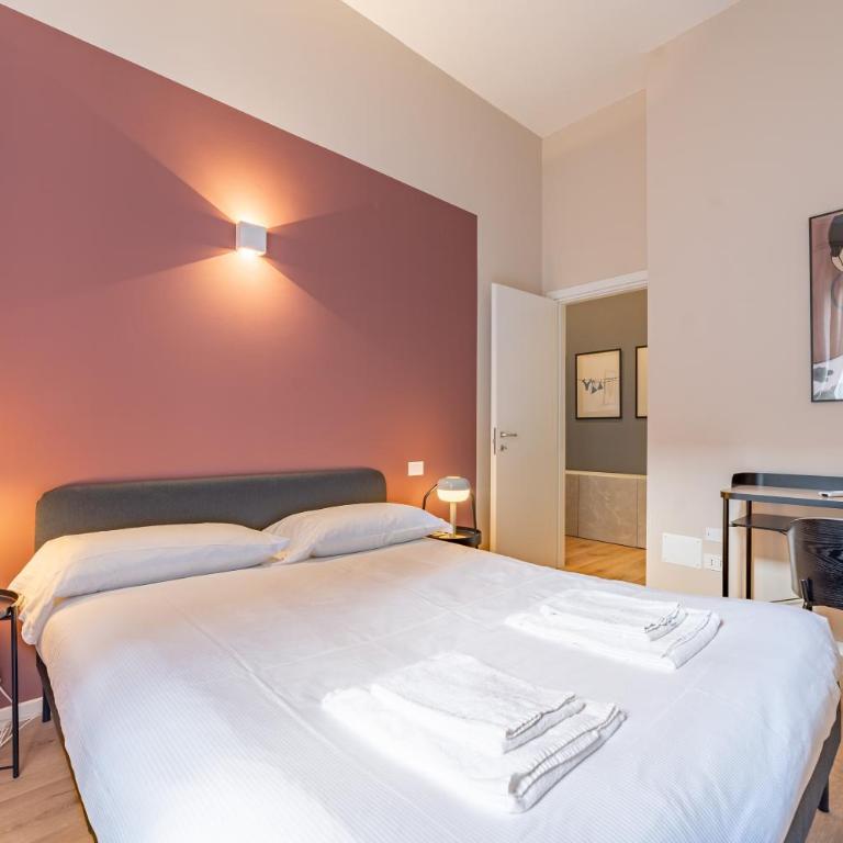 5' from Central Station, with 2 Bedrooms - Appartamento con 2 Camere da Letto e Balcone - 9
