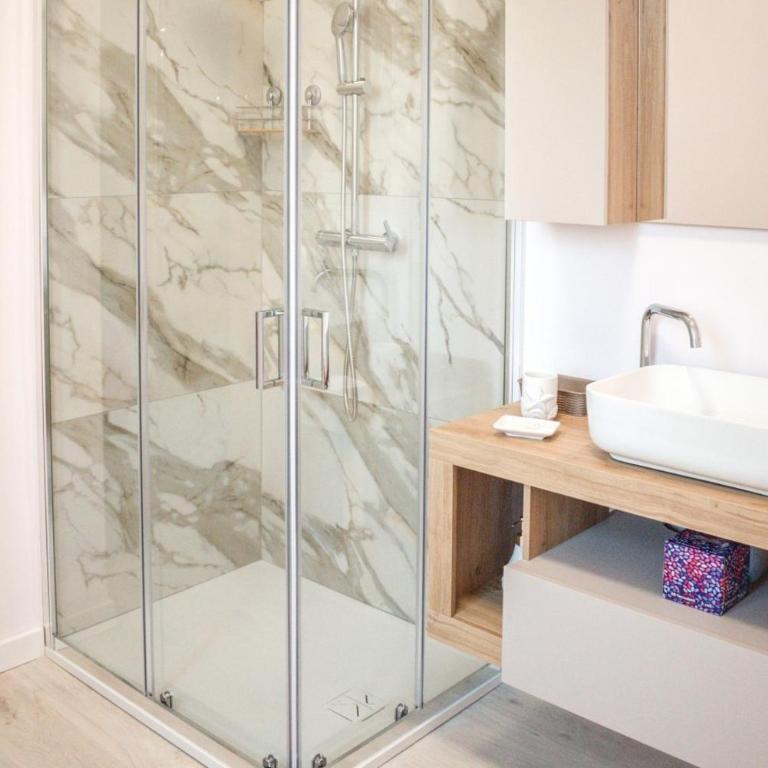 SOLEA Rooms - Doppelzimmer mit Balkon - 10