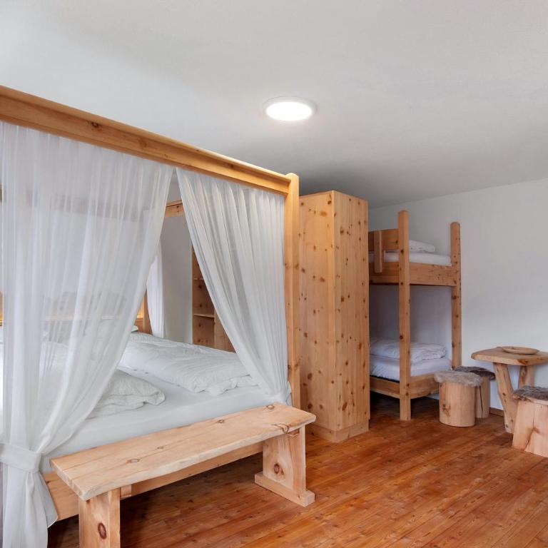 Palihof - Habitación Cuádruple con ducha - 5