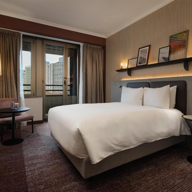 Hilton Milan - Camera Queen Executive Deluxe - 4