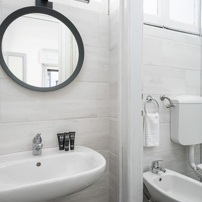 Classbnb - 4 Apartments - Milano Garibaldi - 5 min to Moscova M2 Green Line - Appartamento Deluxe con 2 Camere da Letto - 9