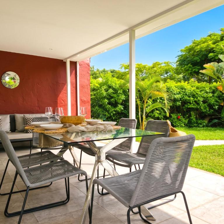 Villa Guerrero - Terraza y acceso a piscina común - Villa de 2 dormitorios - 61