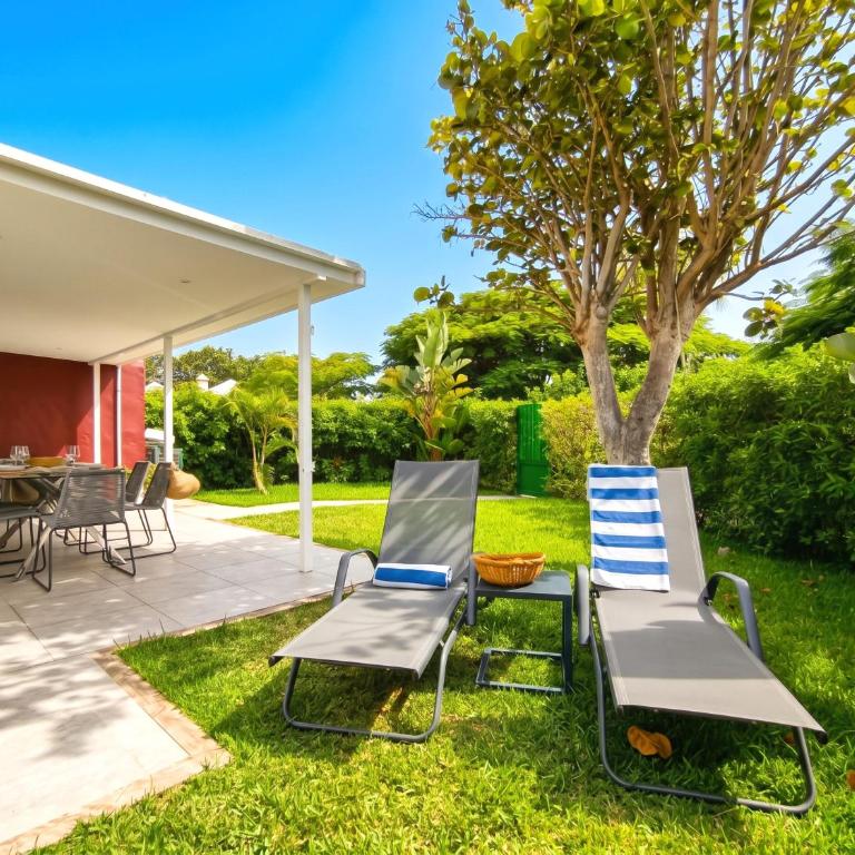 Villa Guerrero - Terraza y acceso a piscina común - Villa de 2 dormitorios - 71