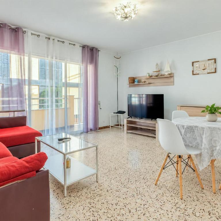 3 Bedroom Amazing Apartment In L'ametlla De Mar - Apartamento de 3 dormitorios - 2