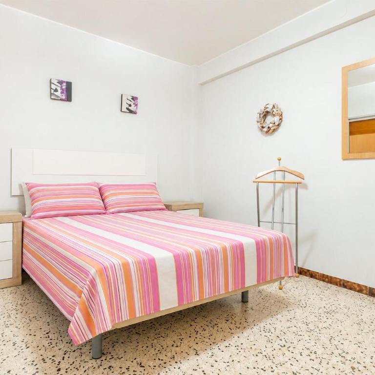 3 Bedroom Amazing Apartment In L'ametlla De Mar - Apartamento de 3 dormitorios - 10