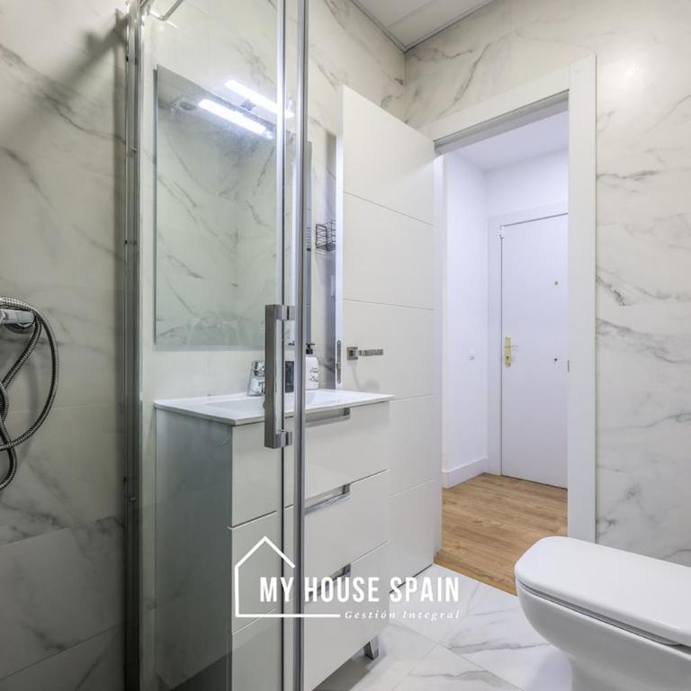 MyHouseSpain - Encanto en el Barrio de las Letras - Apartamento de 3 dormitorios - 12