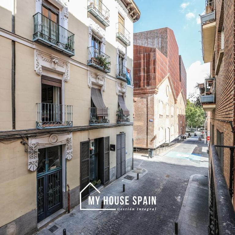 MyHouseSpain - Encanto en el Barrio de las Letras - Apartamento de 3 dormitorios - 13