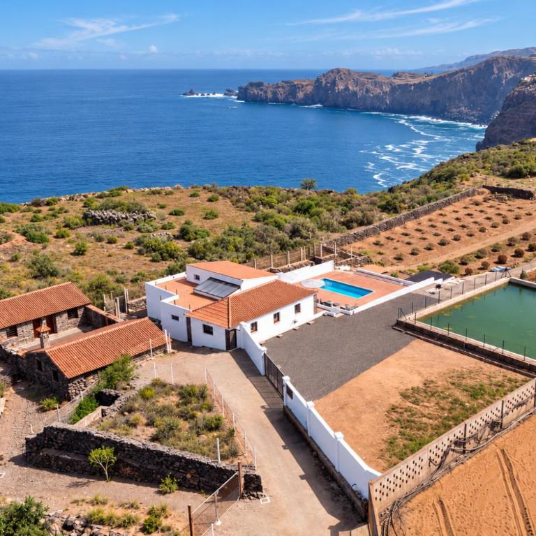 TenoHomes Villa SAYAN, Private Pool & Teide Views - Villa de 3 dormitorios - 5