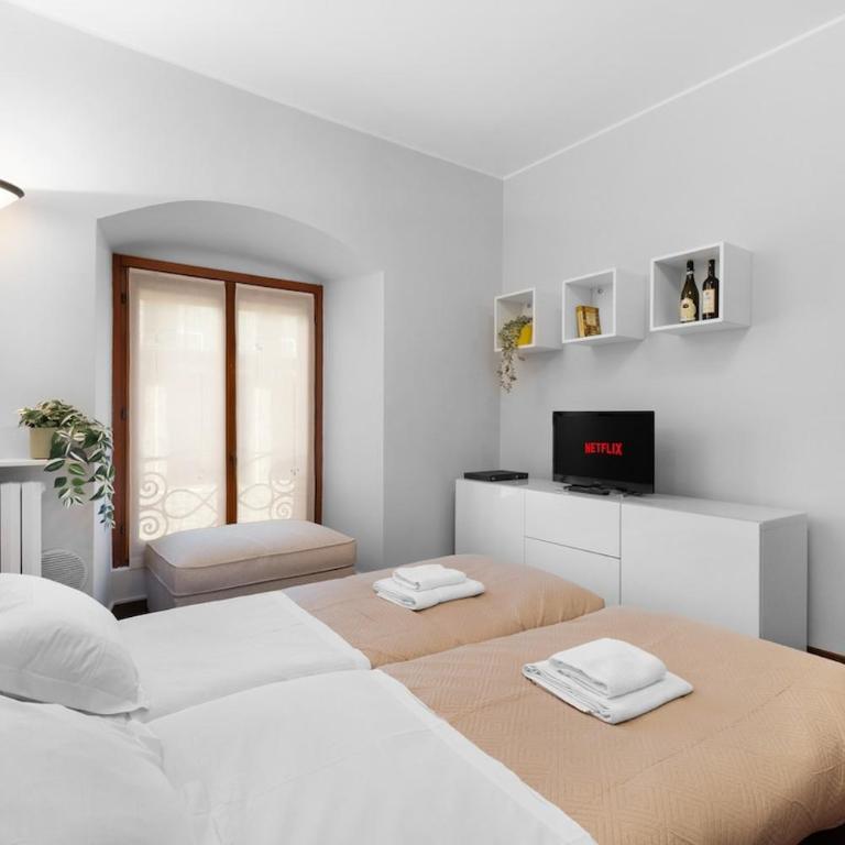 Moscova Elegant Apt 10 Minutes from Duomo - Appartamento con 1 Camera da Letto - 10