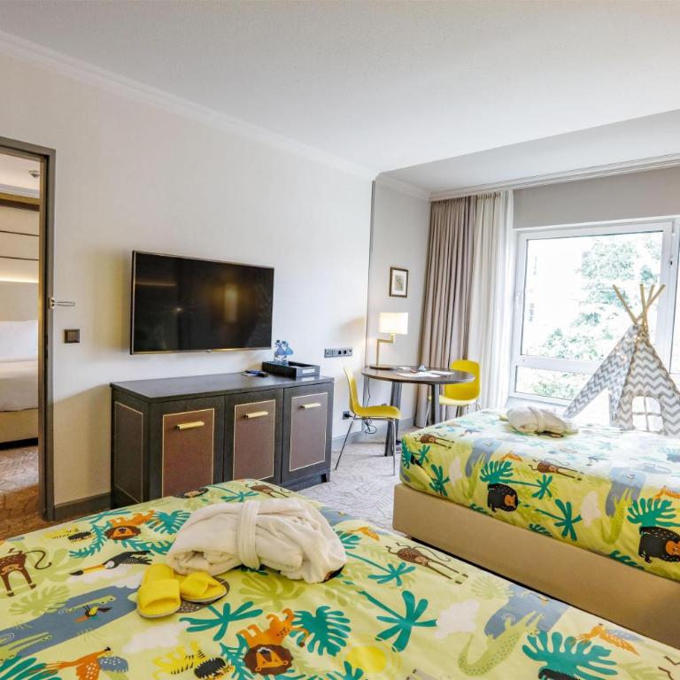 Hilton Munich City - Familienzimmer mit Verbindungstür - 1