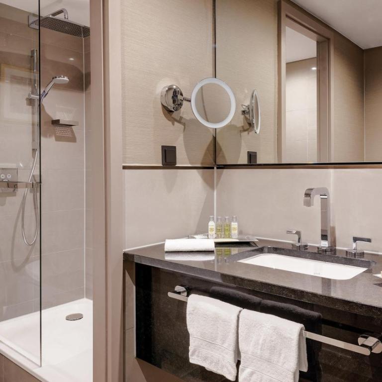 Hilton Munich City - Executive Suite mit Kingsize-Bett - 3