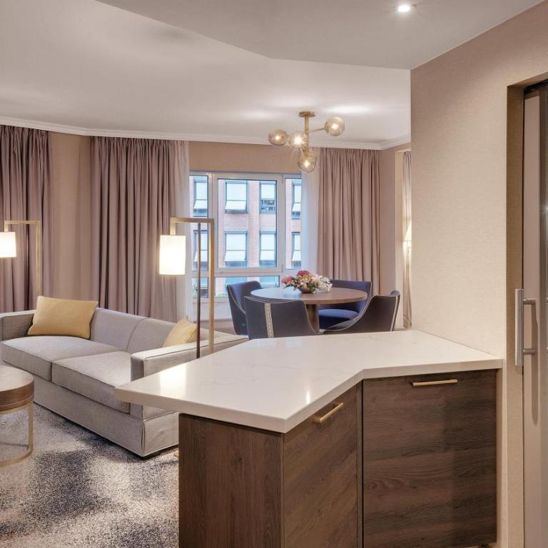 Hilton Munich City - Executive Suite mit Kingsize-Bett - 4
