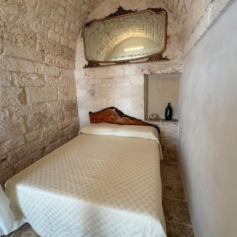 Romantic Stone Suite with Private Whirlpool Tub - Apartment mit 1 Schlafzimmer - 2