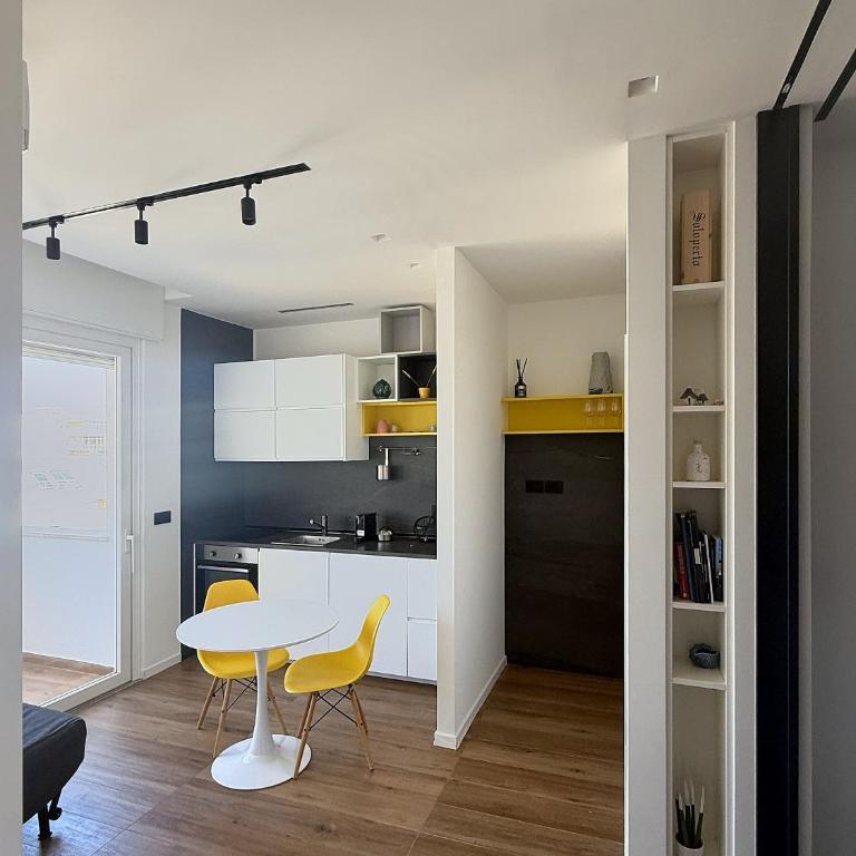 Carulli Suite Design - Two-Bedroom Apartment - 18
