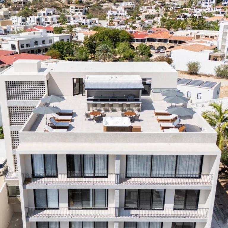 Coyote Tower 201 Luxury Condo Walk to Marina - Apartment - 21