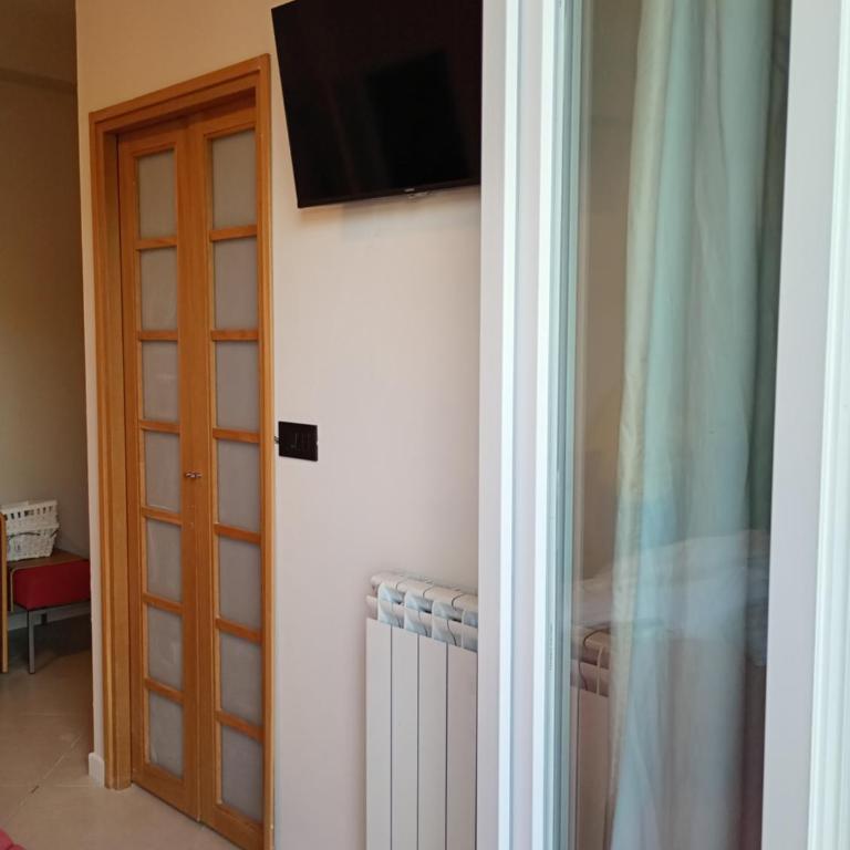 Home & B - Zimmer mit Kingsize-Bett und Balkon - 13
