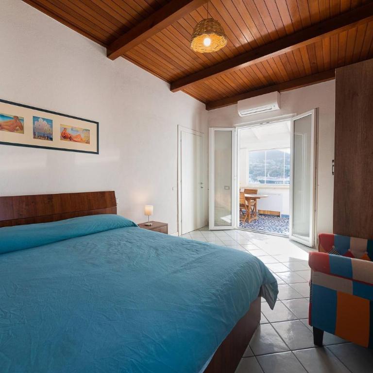 La Casa Sul Porto Ischia - Two-Bedroom House - 4