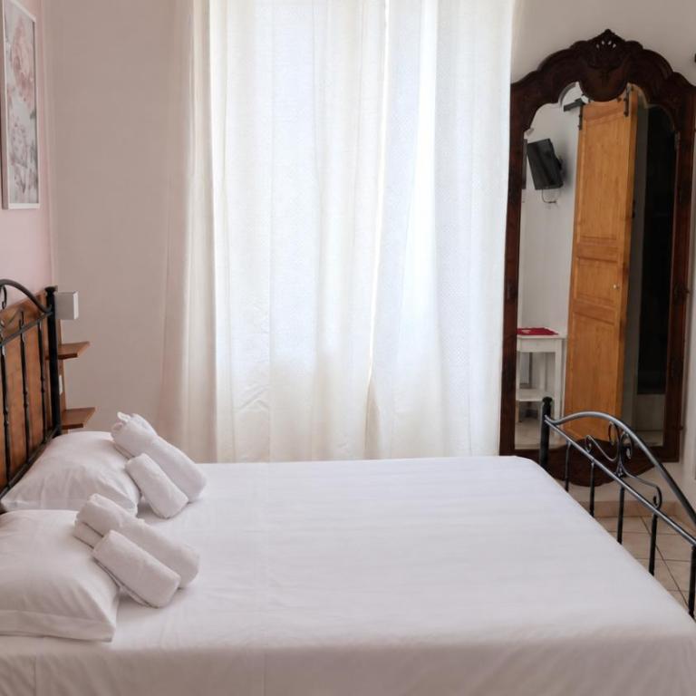 In the Center by Local Domus - Doppelzimmer - 2