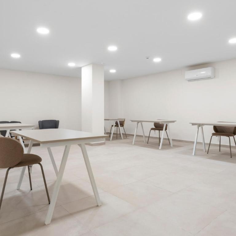 Luz de Estepona - Urban Retreat - One-Bedroom Apartment with Balcony - 15