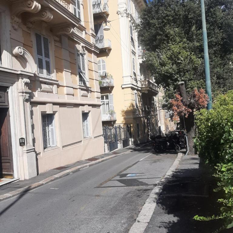 Experience Genoa-Traditional Home in Castelletto - Appartamento con 1 Camera da Letto - 21