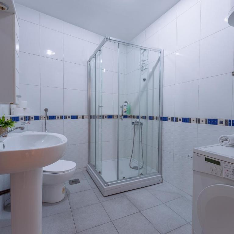 Modern 2BDR apartment in the center - FREE PARKING - Apartman sa 2 Spavaće Sobe - 14