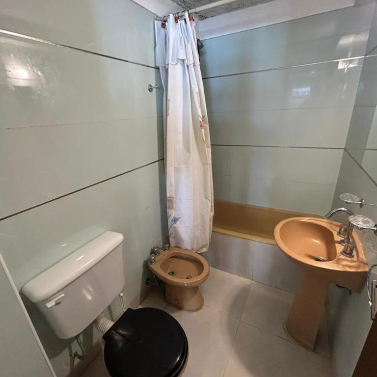 Un ambiente con vista al mar y cochera - Apartamento de 1 dormitorio - 3