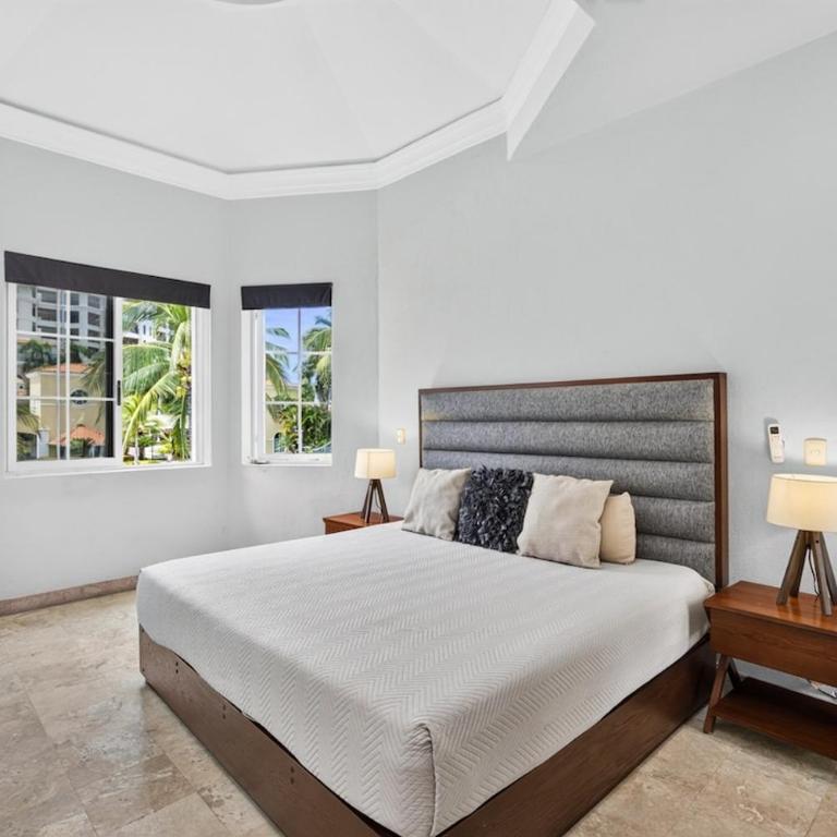 Residencia con alberca y vista al campo de golf - Casa de 4 dormitorios - 20