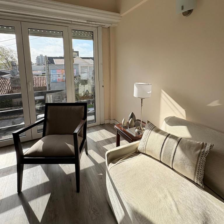 3 amb s/ Calle Guemes c/ cochera - Two-Bedroom Apartment - 12