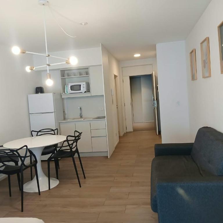 cerca de fleni pet friendly ideal para estadias largas - Apartamento de 1 dormitorio - 9