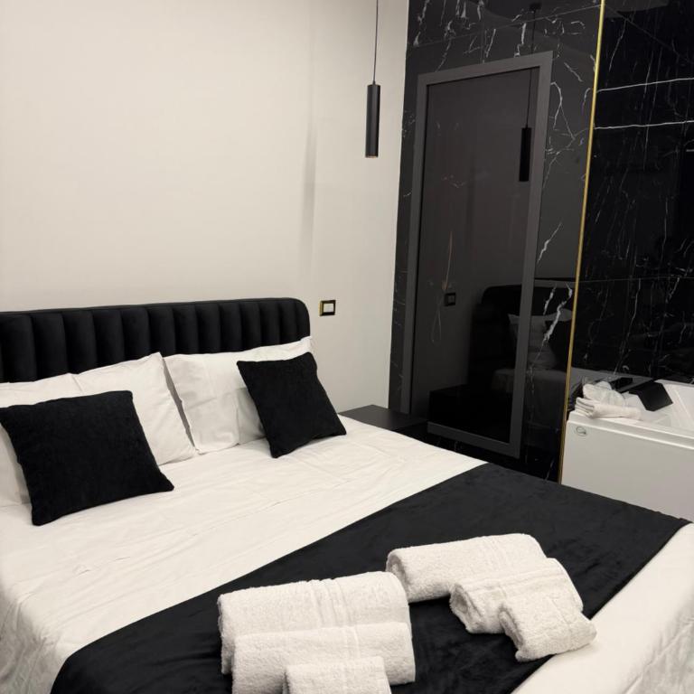 A&S Home - Studio with Spa Bath - 3