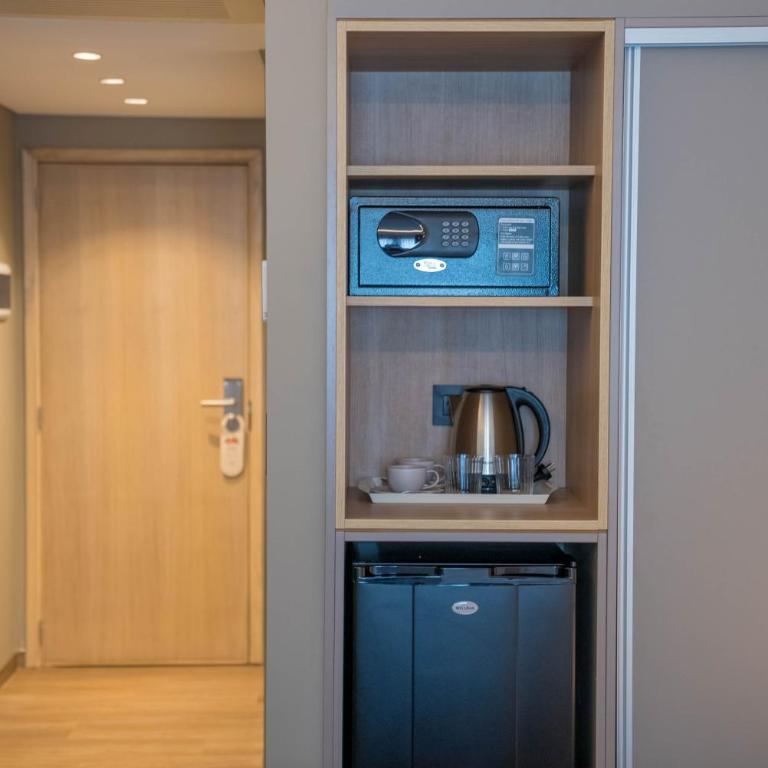 Intersur Amancay Bariloche - Standard Double Room - 4