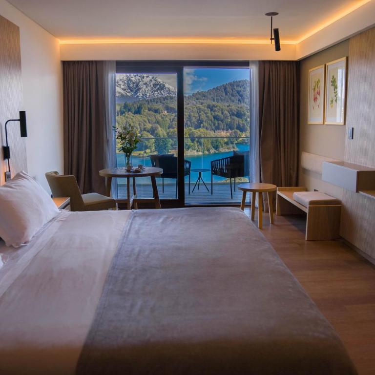 Intersur Amancay Bariloche - Suite with Lake View - 11