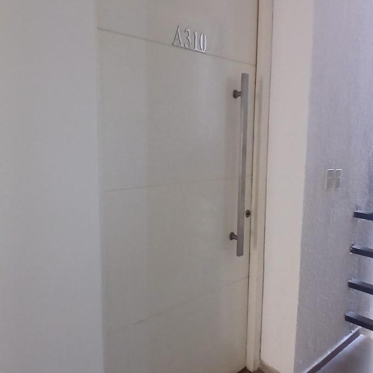 Large apartment for 6 people - Apartamento de 3 dormitorios con balcón - 55