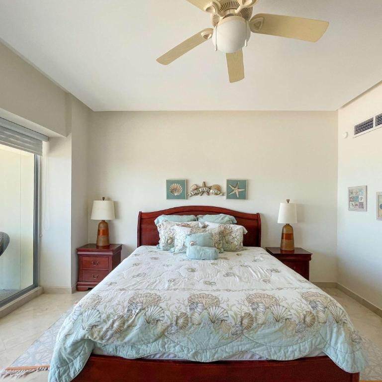 Oceanfront 3BR Condo with Pools & Beach #202 - Apartamento - 18