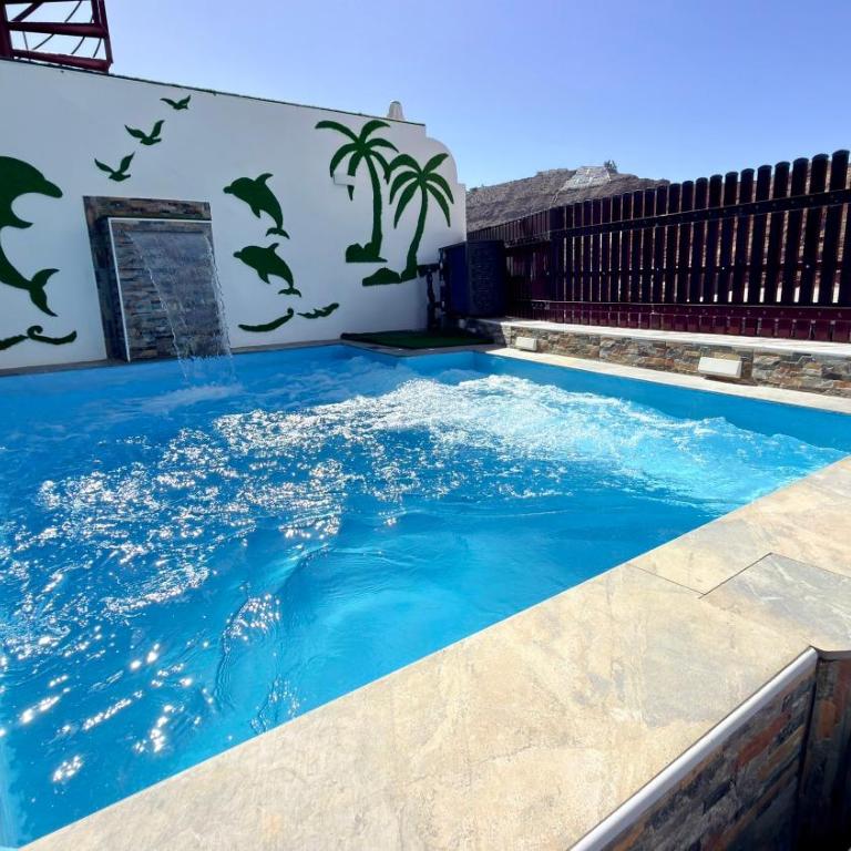 Villas Puerto Rico in front of the shopping center with private heated saltwater pool with jacuzzi function & arcade games - Villa Estándar - 4