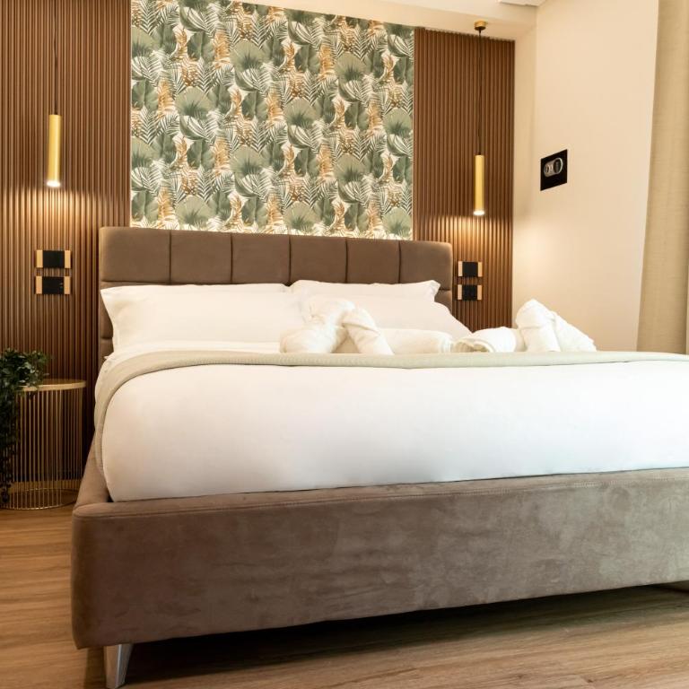 Aura Luxury Suites - Camera Matrimoniale con Bagno Privato - 17