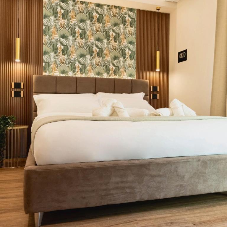 Aura Luxury Suites - Camera Matrimoniale con Bagno Privato - 2