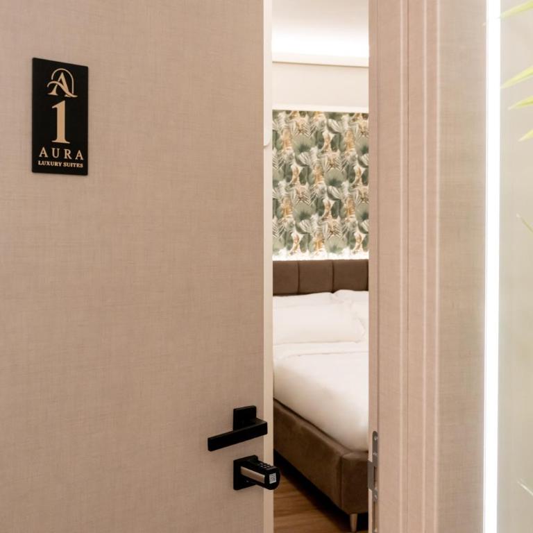 Aura Luxury Suites - Camera Matrimoniale con Bagno Privato - 20