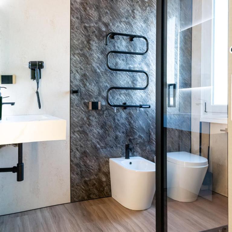 Aura Luxury Suites - Camera Matrimoniale con Bagno Privato - 29