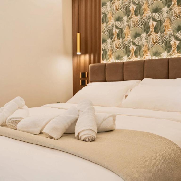 Aura Luxury Suites - Camera Matrimoniale con Bagno Privato - 36