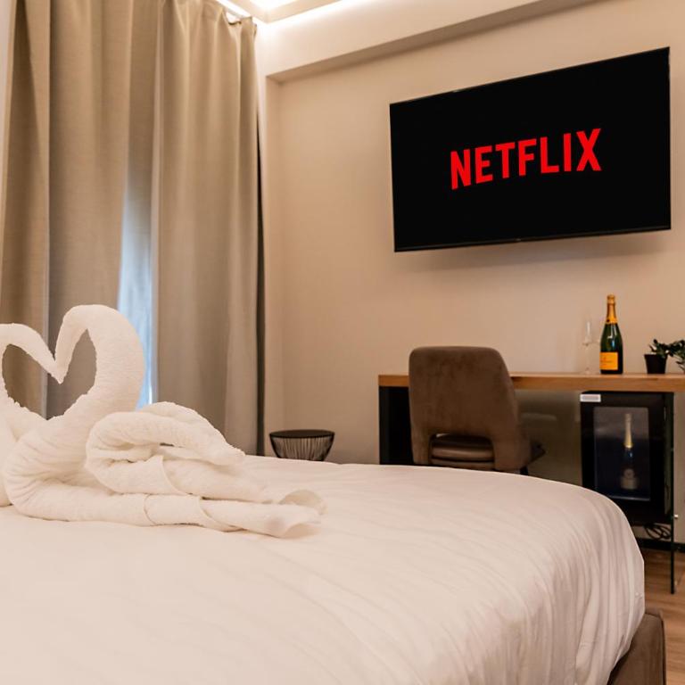 Aura Luxury Suites - Camera Matrimoniale con Bagno Privato - 37