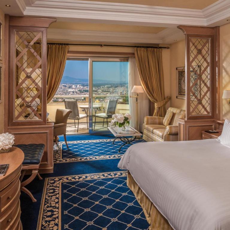 Rome Cavalieri, A Waldorf Astoria Hotel - Habitación Imperial con vistas a la ciudad - 1 cama extragrande - 2