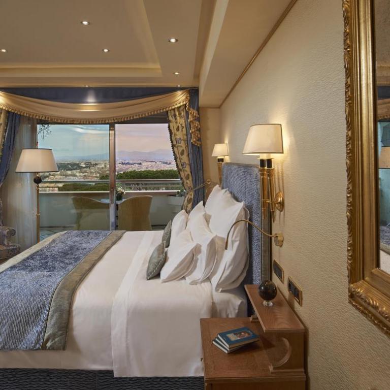Rome Cavalieri, A Waldorf Astoria Hotel - Corner Suite with Rome View - 4